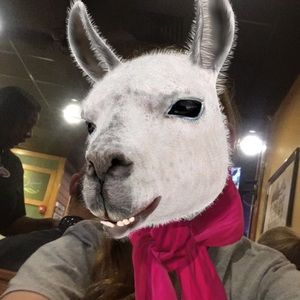 Meet your Posher, Tucker